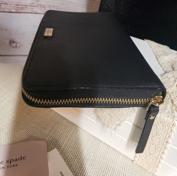 Kate Spade Black Leather Wallet - Picture 8 of 9